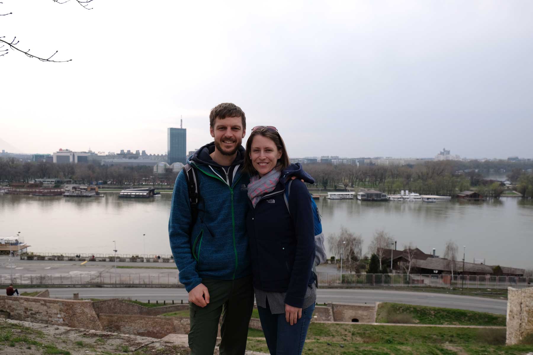 Sebastian und Leo an der Donau