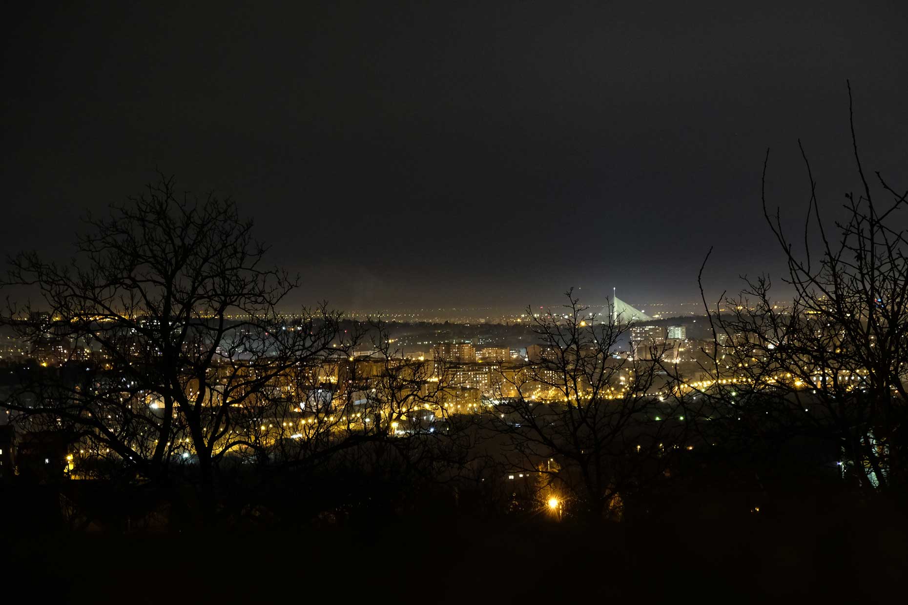 Belgrad bei Nacht