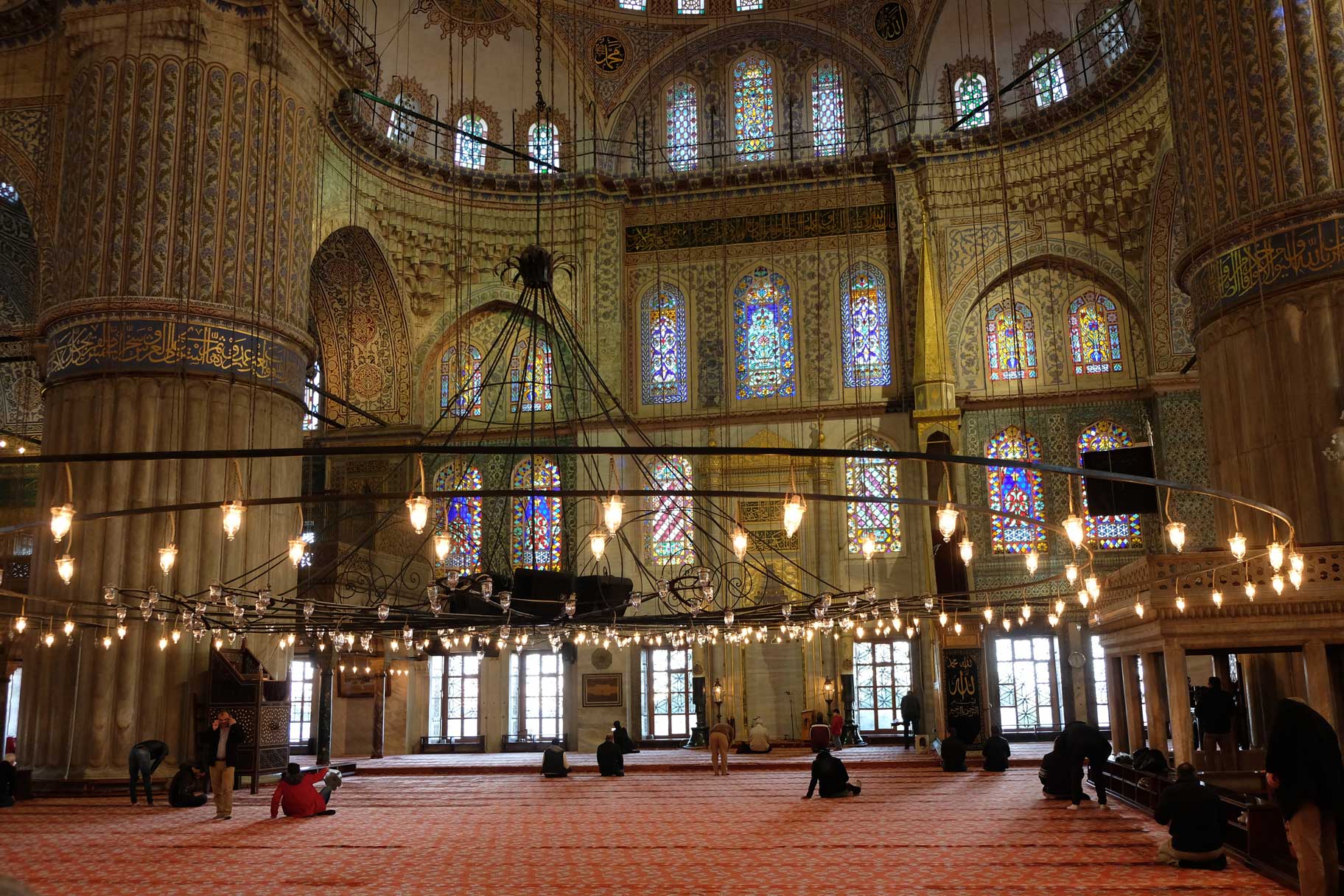 Der Gebetsraum in der Blauen Moschee