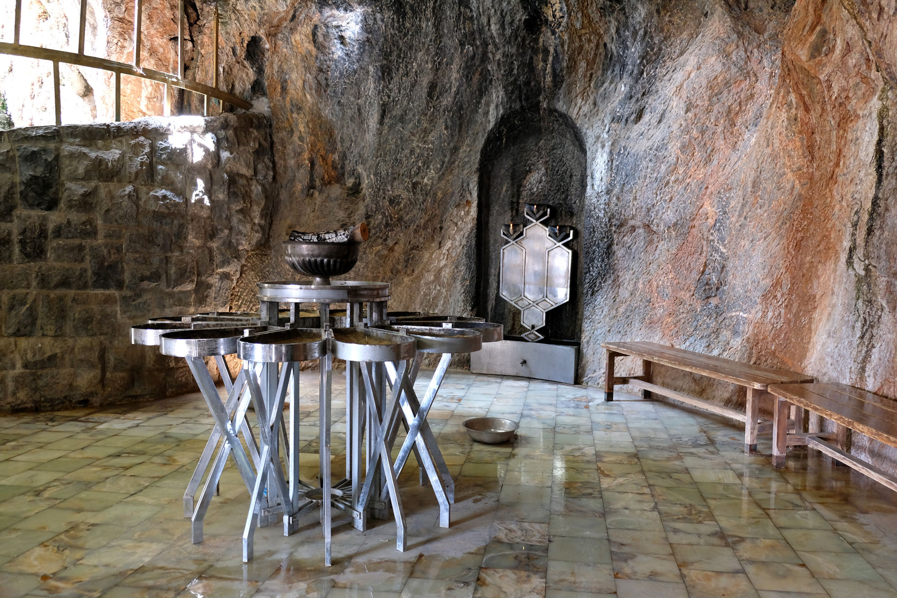 Religiöses Einrichtung im Chak Chak Tempel