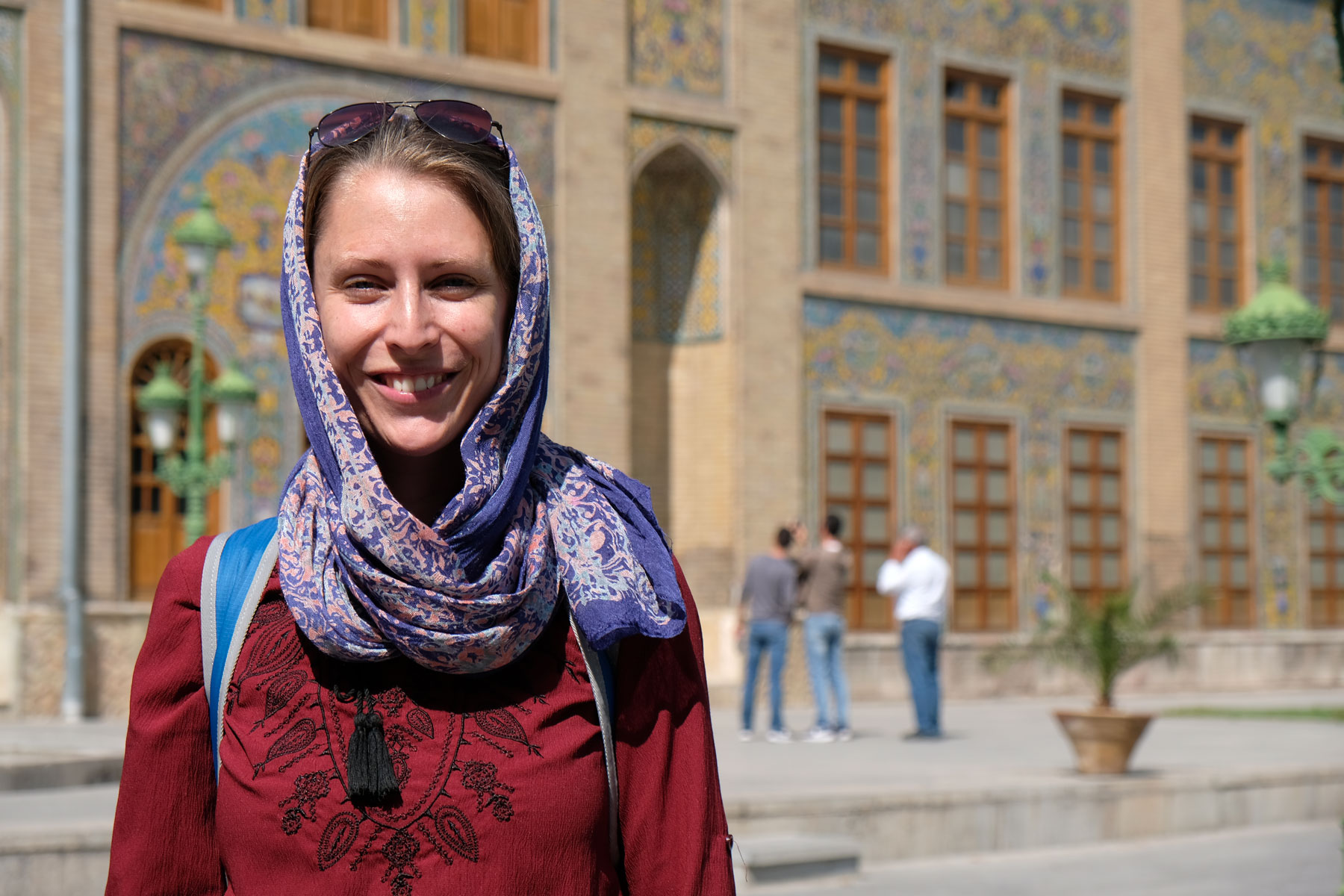 Leo vor dem Golestan Garden Palace