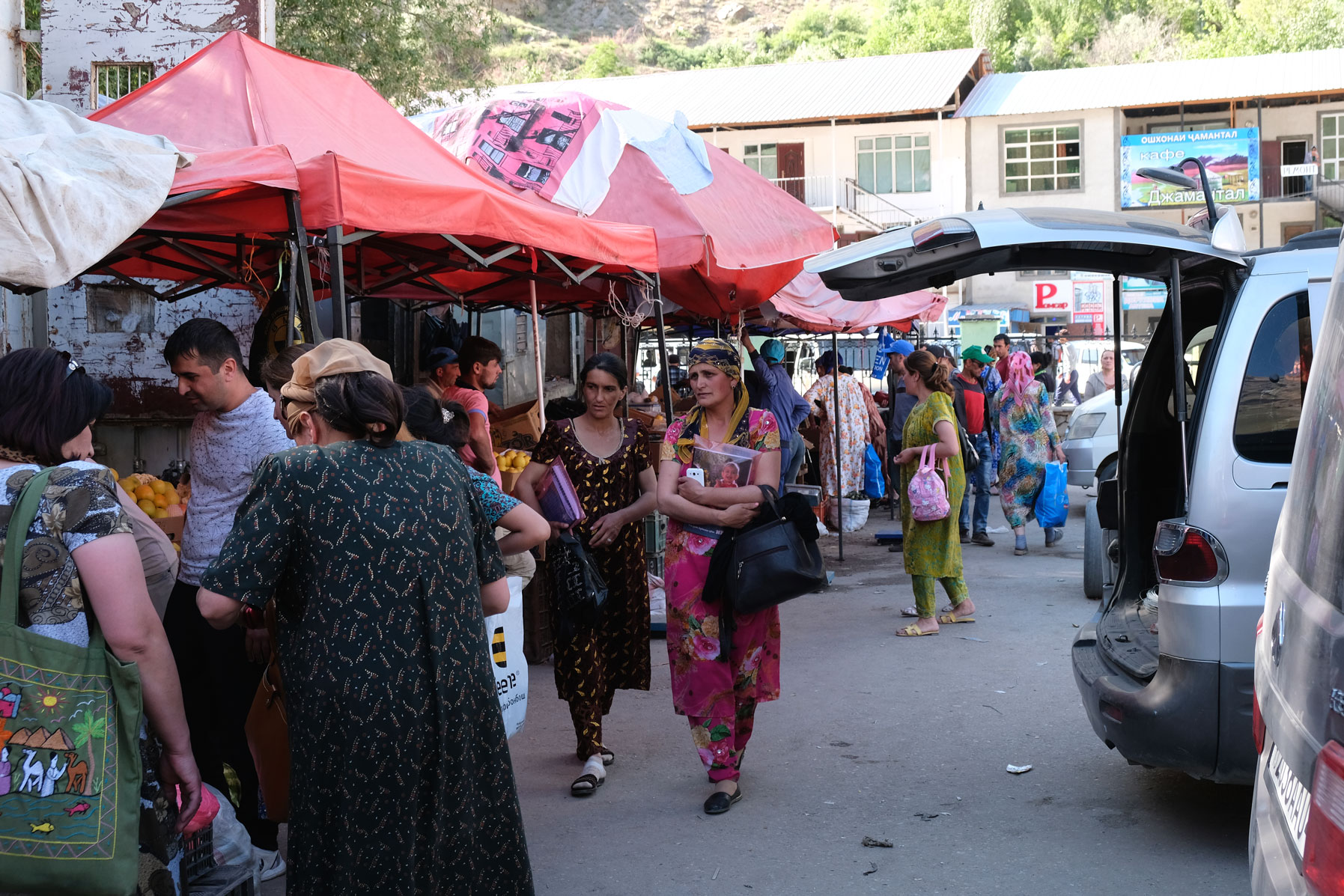 Wochenmarkt in Khorog.