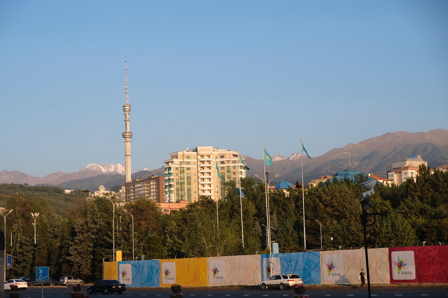 Fernsehturm in Almaty.