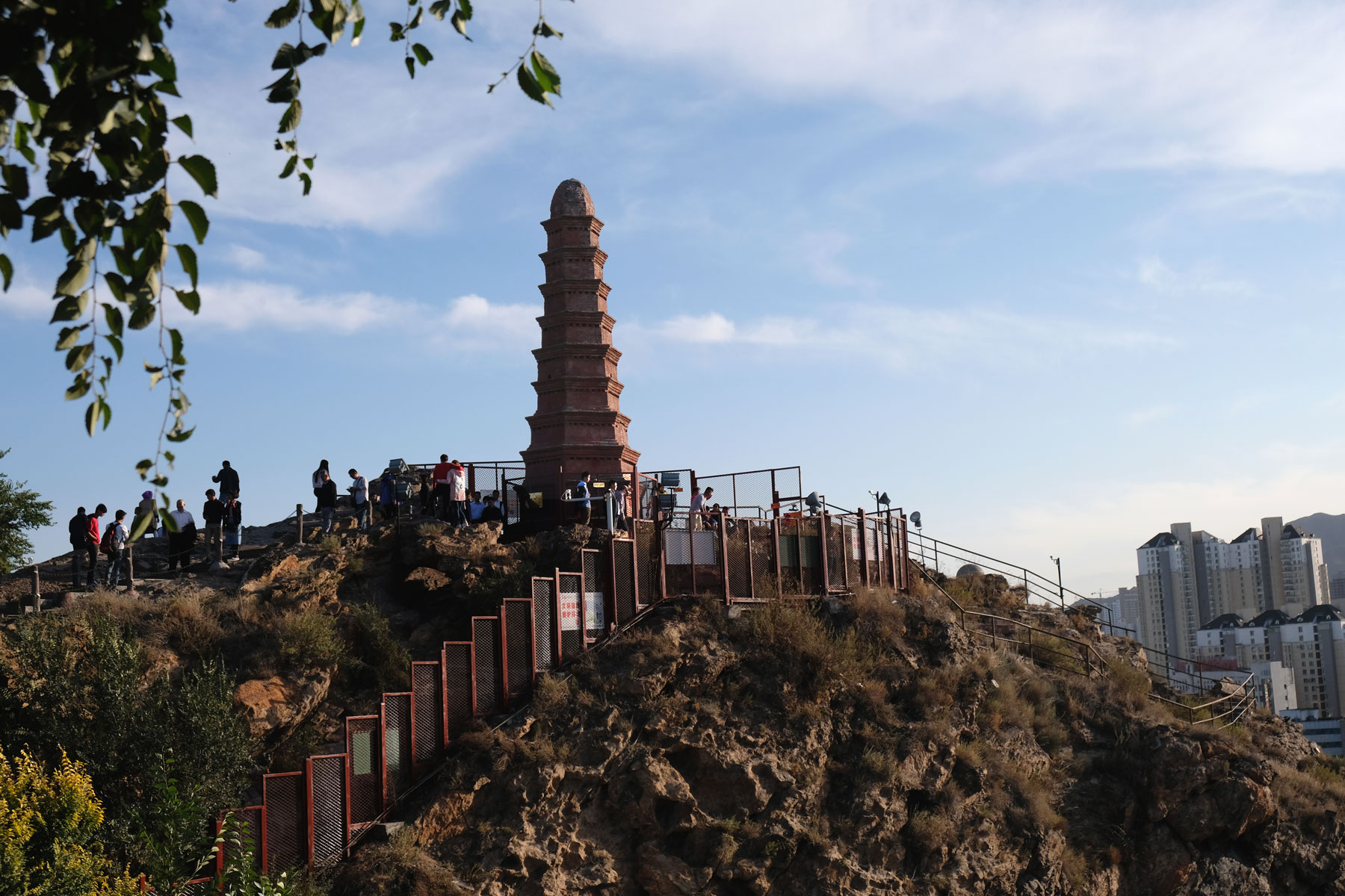 Zhenlong Pagode im Red Hill Park.