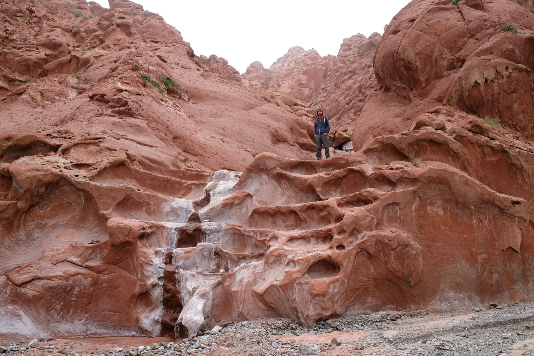 Red Canyon auf dem Karakorum Highway.