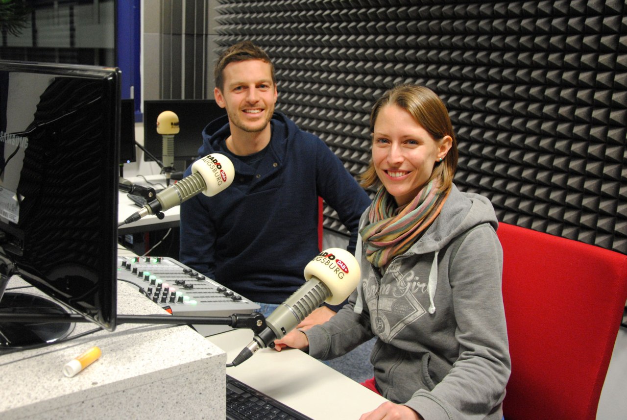 Leo und Sebastian im Radiostudio