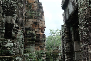 Ein Steingesicht im Tempen Bayon in Angkor Wat.