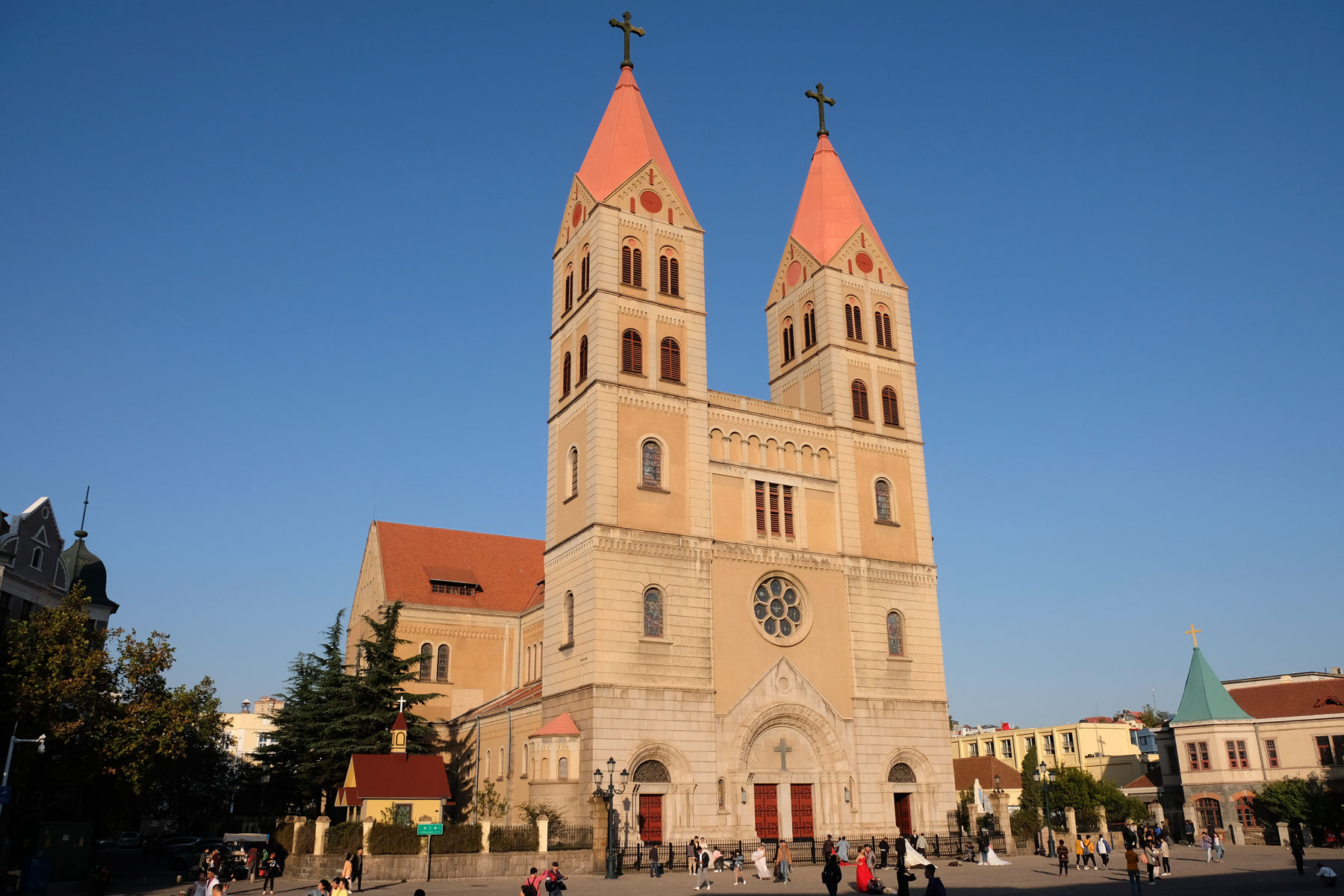 Die Sankt Michaels Kirche in Qingdao.