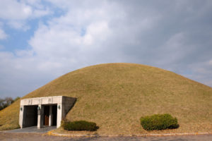 Der Grabhügel Cheonmachong in Gyeongju in Südkorea.