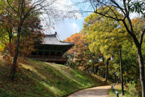 Ein Tempel im Gongsanseong-Fort in Gongju in Südkorea.