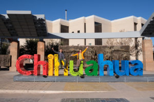 Leo und Sebastian in Chihuahua in Mexiko.
