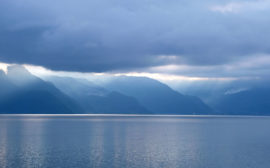 Blick auf den Atitlán-See in Guatemala.